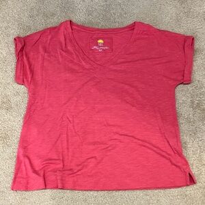 C&C California red v-neck t-shirt size S rolled sleeves
